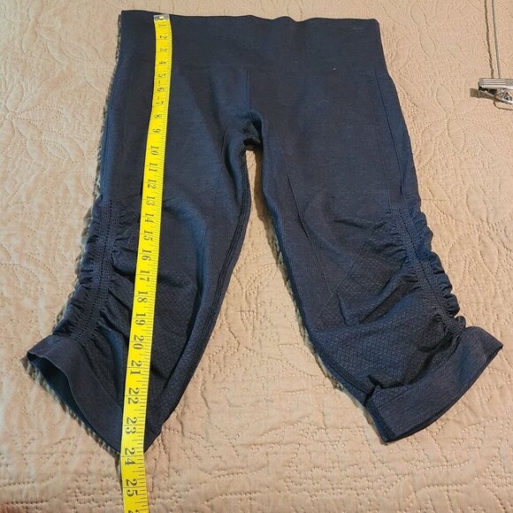 Lululemon Cropped Leggings women 6 On The Flow black - Picture 9 of 10